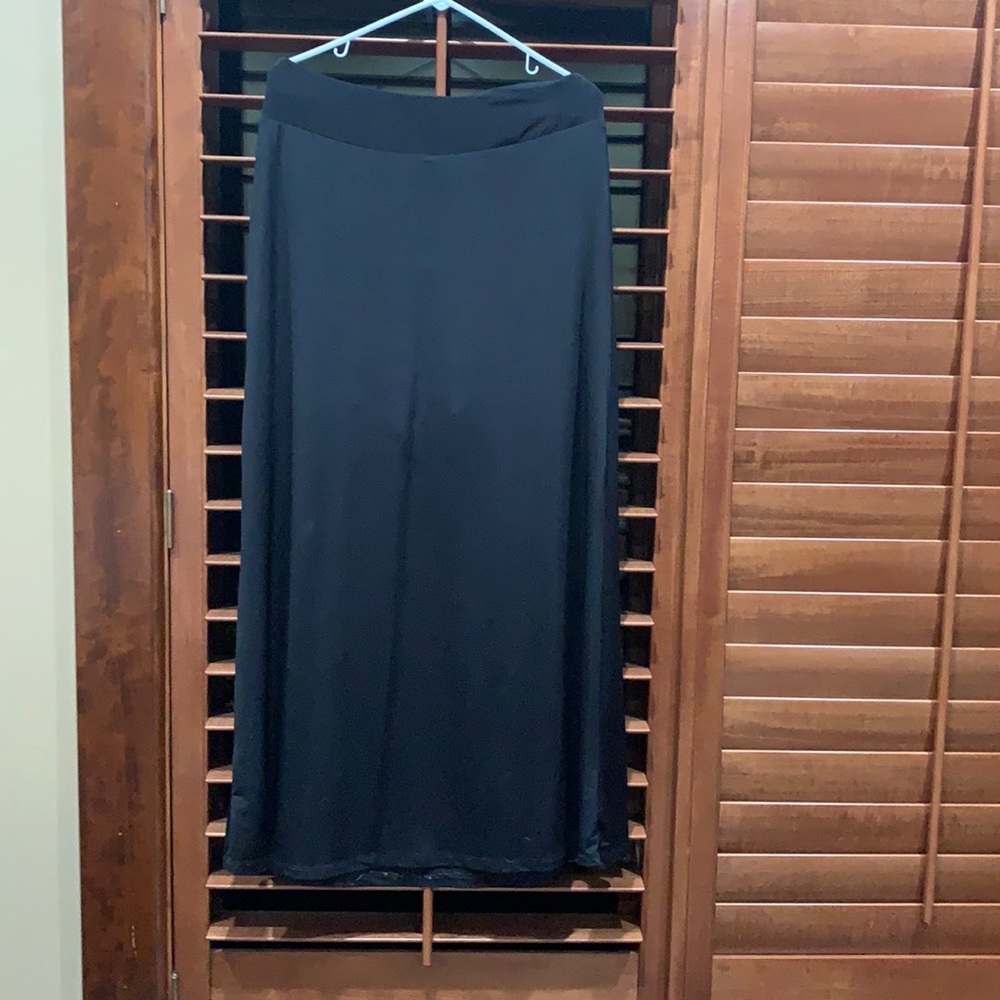 Size M Black Betabrand Skirt w/ short lining
